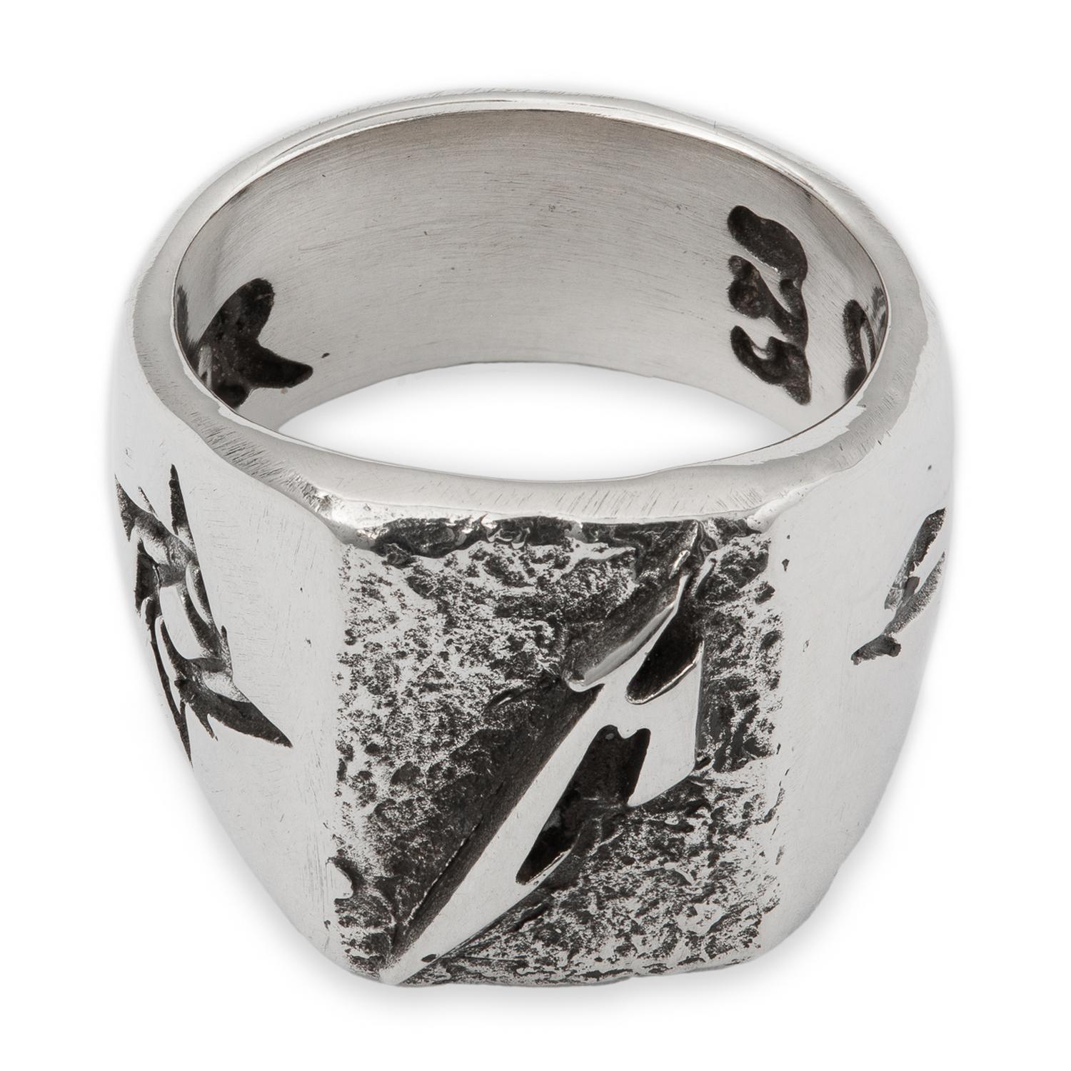 POLMLOGORING_Polished-M-Logo-Silver-Ring_01